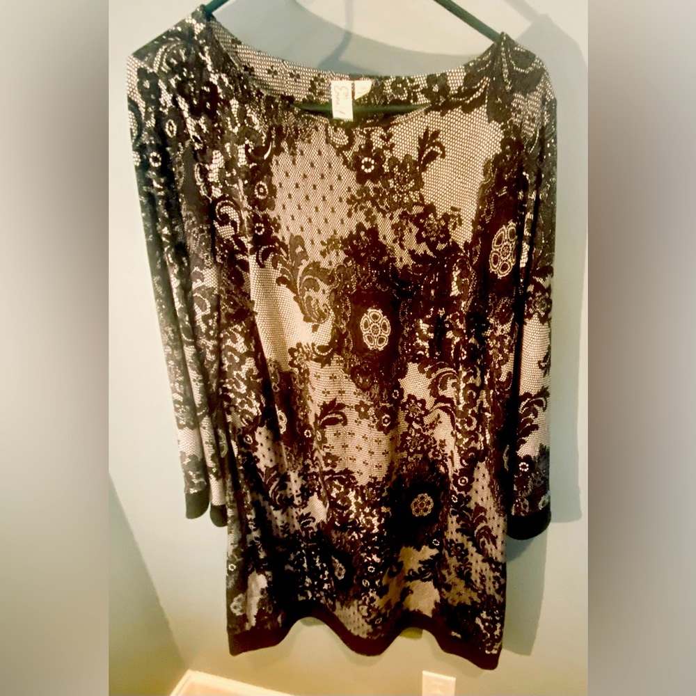 Emma & Michele midi dress black and white 1XP.